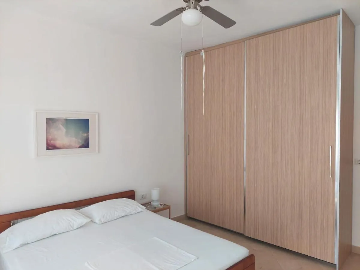 Ilir Apartment Sarande Albania